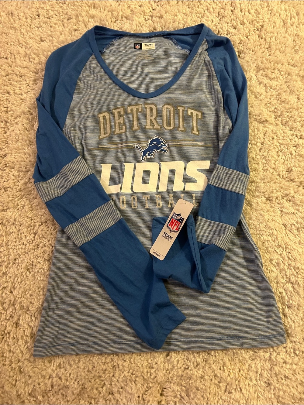 NFL Women's Detroit Lions Long Sleeve Raglan Tee - Royal Blue & Heather Blue